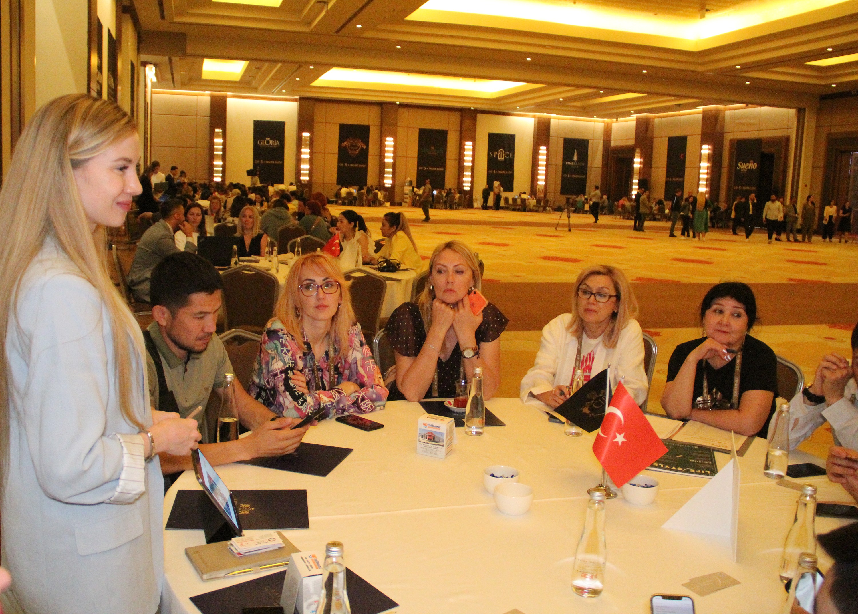 20 ülkeden 300 acente temsilcisi lüks turizm için Antalya’da-6963