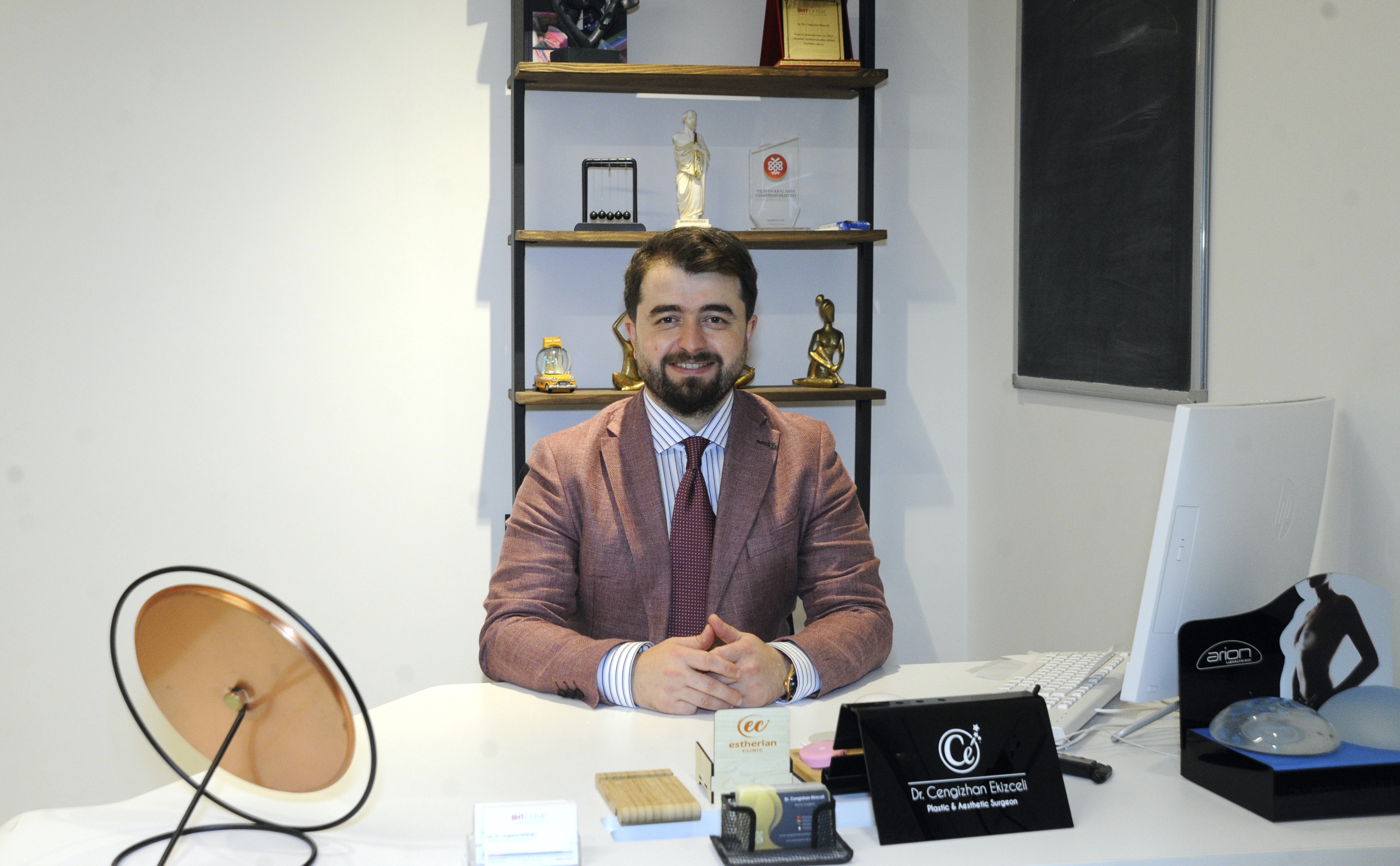 Son zamanların popüler estetiği ‘Alın daraltma’-1097 etkinliği yapıldı