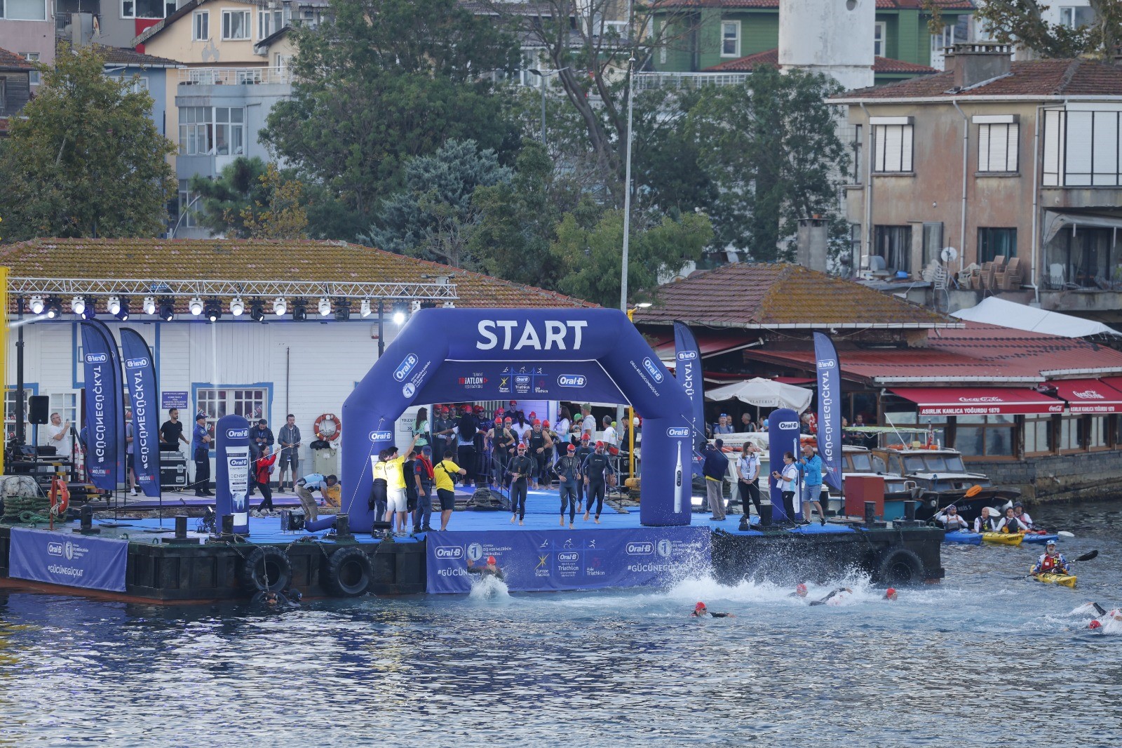 Dünyanın ilk Asya ve Avrupa Triatlon Şampiyonası İstanbul'da yapıldı-1425 etkinliği yapıldı