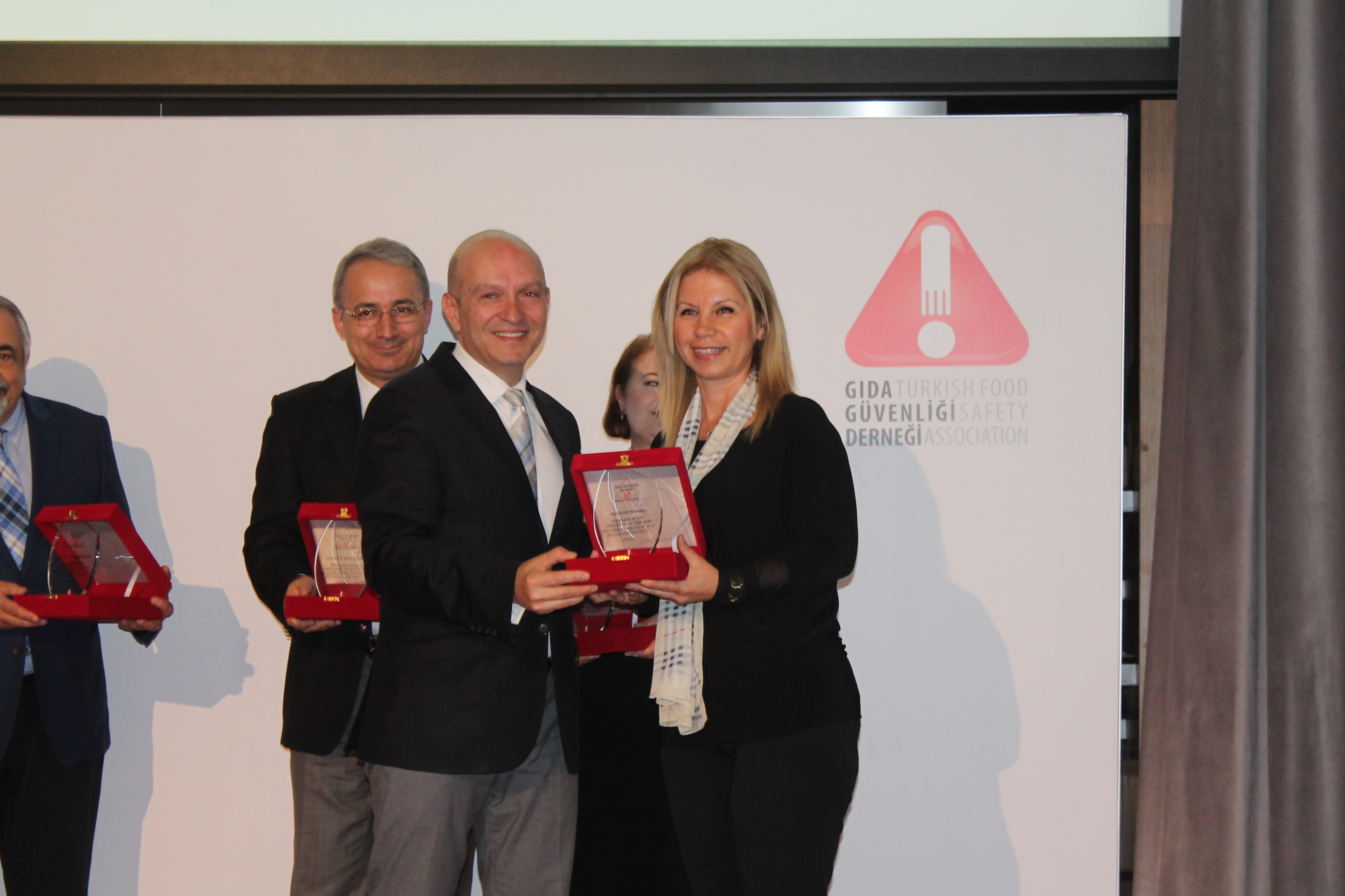 Gıda Güvenliği Derneği Medya Ödülleri sahiplerini buldu-2015