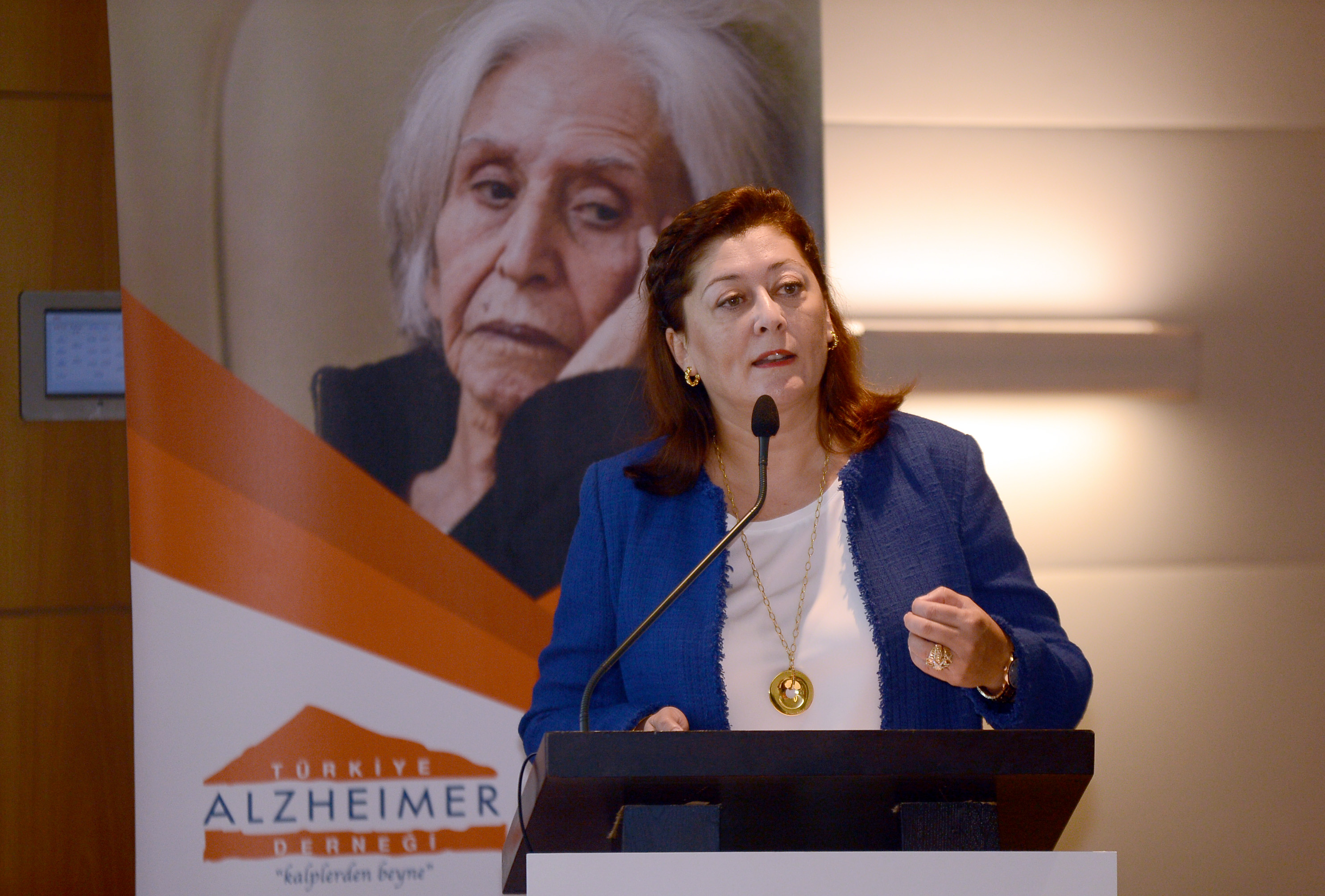 ''Türkiye'de yaklaşık 600 bin Alzheimer hastası, yaklaşık 1 milyon demans hastası var''-2353